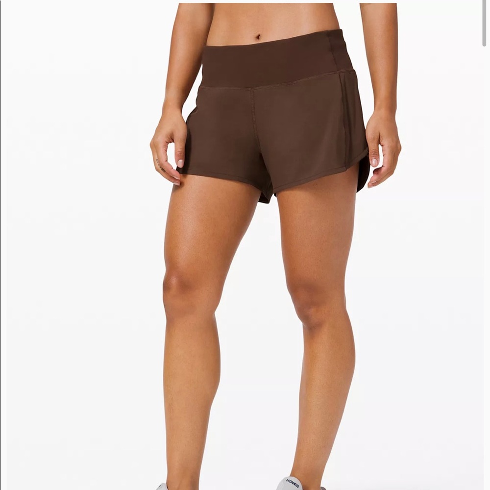 NWT Brown Earth Speed Up Short Long sz 4